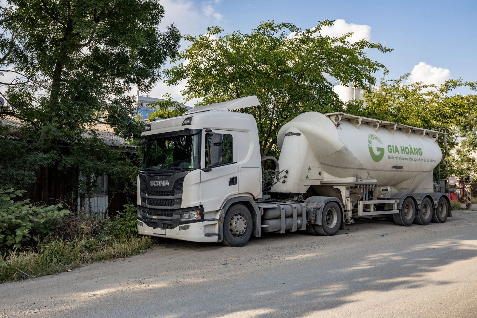 Doanh nghiệp nhà nước, khu công nghiệp và nhà máy tin dùng Gia Hoàng