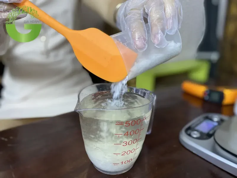 naoh có tan không