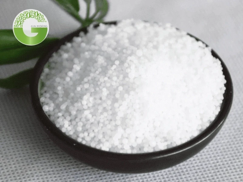 Tính chất hóa học của xút hạt