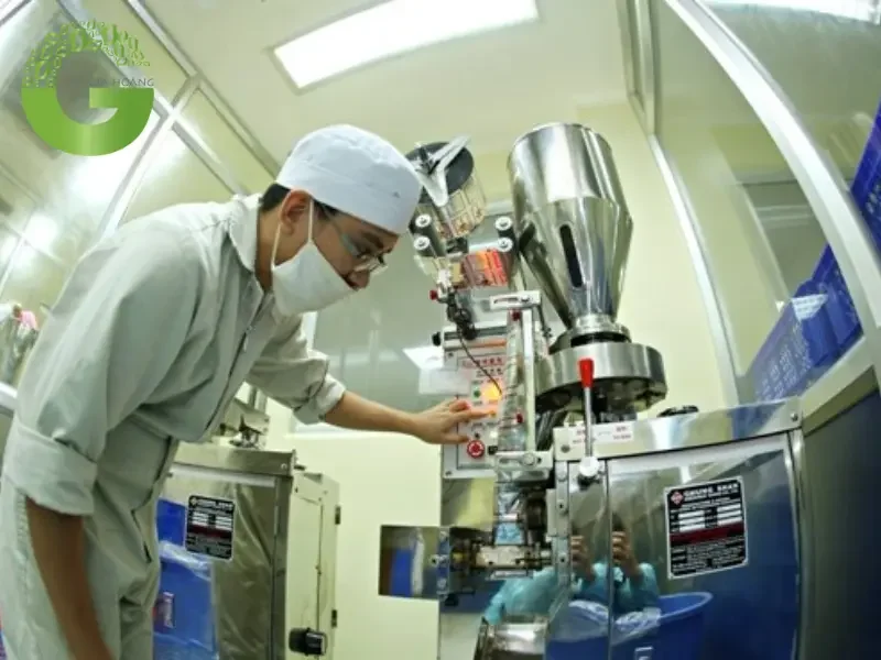 Xút vảy Ấn Độ dùng trong sản xuất hoá chất Xút vảy Ấn Độ dùng trong sản xuất hoá chất