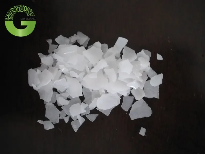 Lưu ý an toàn khi sử dụng và bảo quản xút vảy NaOH