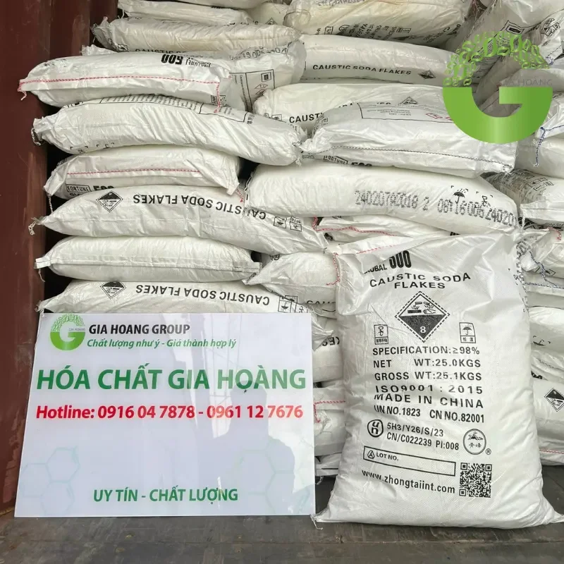 ứng dụng của naoh trong xử lý nước bể bơi